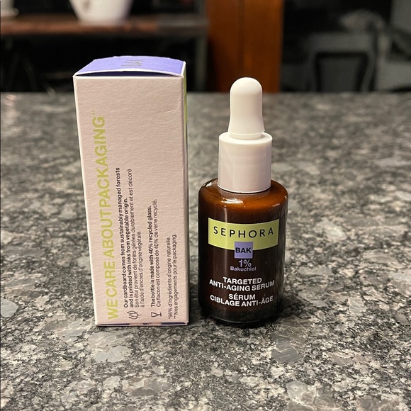 Sephora Targeted Anti Aging Serum 1% Bakuchiol - Picture 4 of 4